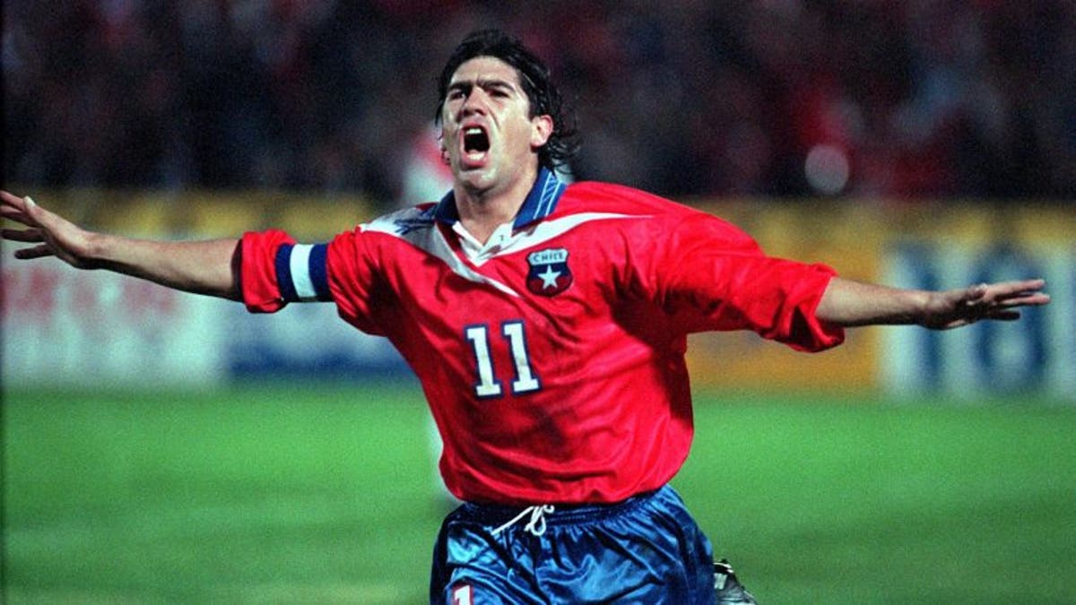 soc-world-cup-chile-peru-salas-818x460
